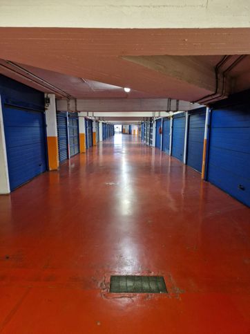 Box/posto auto in residenziale in Via della Lega Lombarda