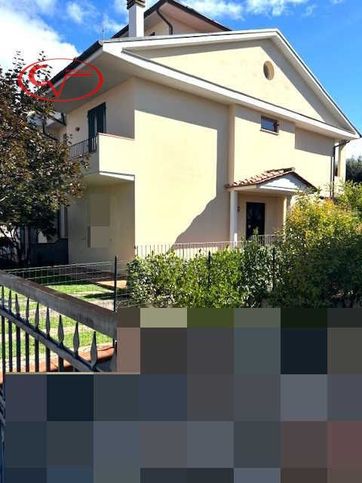 Villetta a schiera in residenziale in Viale Europa
