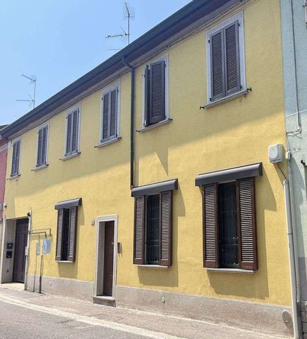 Appartamento in residenziale in Via Certosa 18