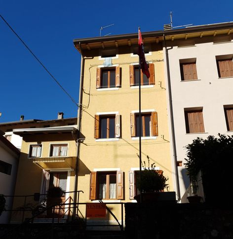 Villetta a schiera in residenziale in Via Vittorio Veneto 5