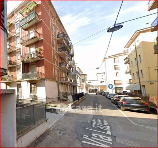 Appartamento in residenziale in Via Lazise 9