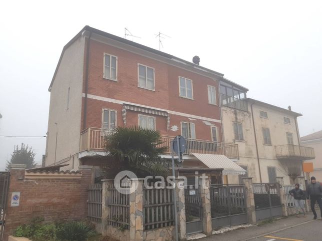 Casa indipendente in residenziale in Via Bentivoglio 26