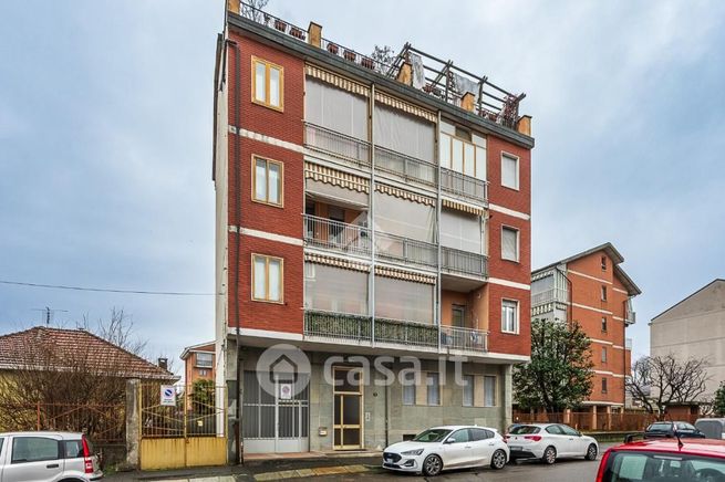 Appartamento in residenziale in Via Natale Sandre 38