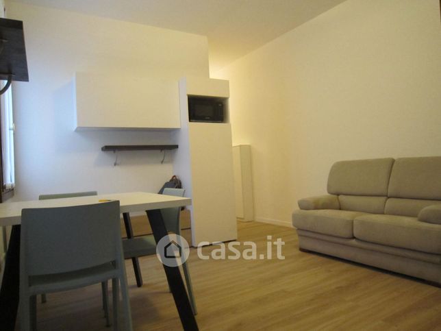 Appartamento in residenziale in ContrÃ  Frasche del Gambero