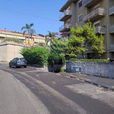 Garage/posto auto in residenziale in Viale della Costituzione 3