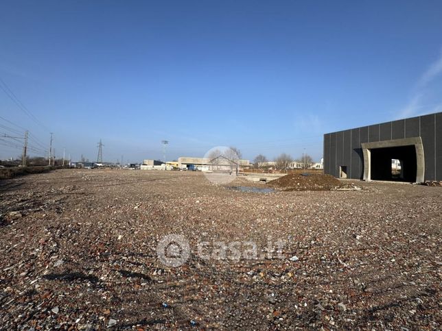 Terreno edificabile in residenziale in Via Gazzolo