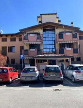 Appartamento in residenziale in Via Eugenio Montale 5