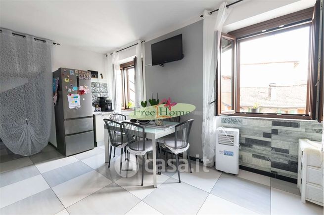 Appartamento in residenziale in Via A. Motta 6