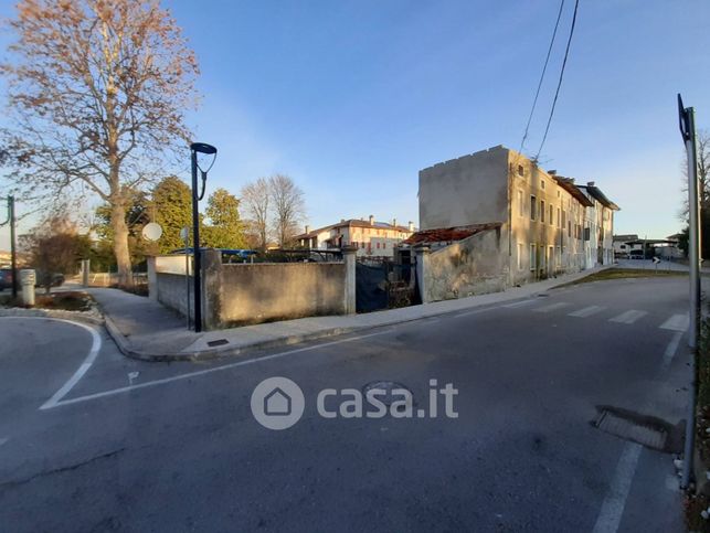 Casa indipendente in residenziale in Via Raffaello Sanzio