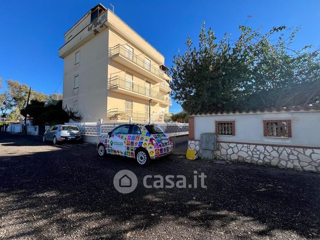 Appartamento in residenziale in Via Pianosa 10