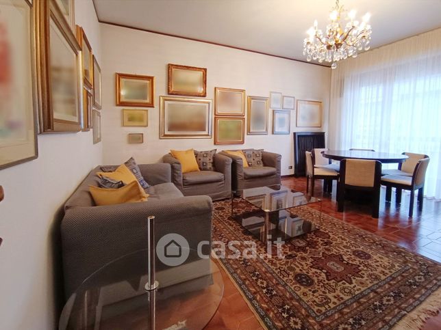Appartamento in residenziale in Via Carlo Cattaneo 36