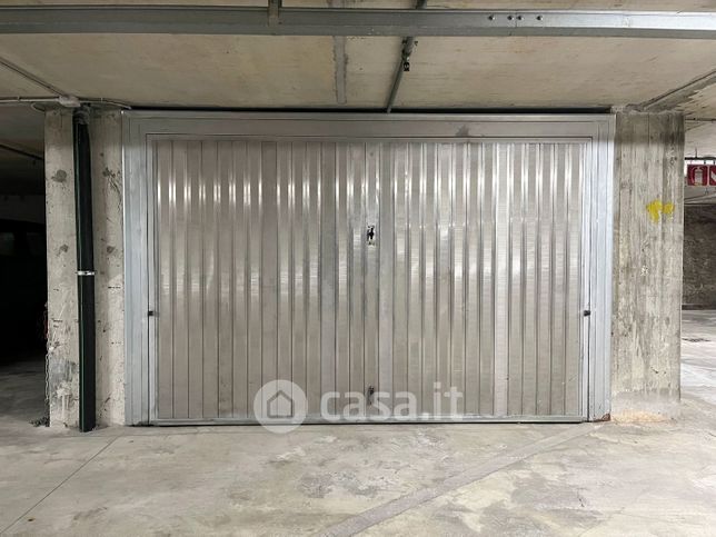 Garage/posto auto in residenziale in Via Dazio Vecchio