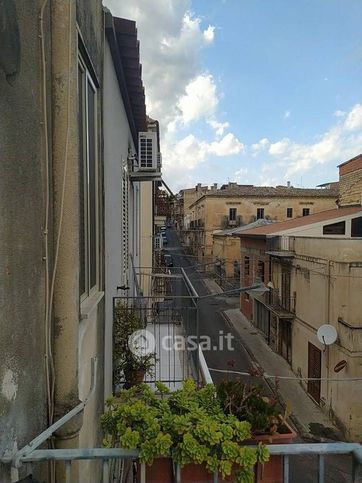 Casa indipendente in residenziale in Via Principe Amedeo 34