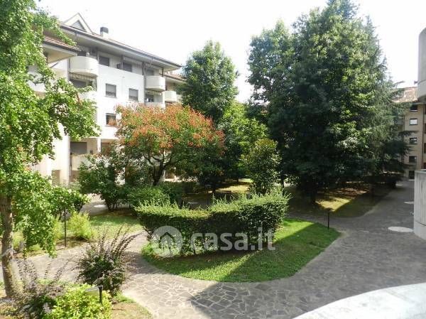 Appartamento in residenziale in Via Luigi Cadorna 32