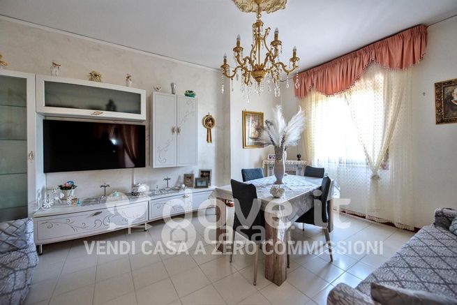 Appartamento in residenziale in Via Lenza 1