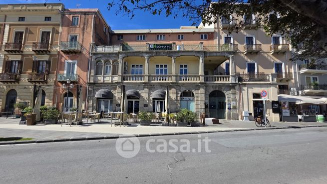 Ufficio in commerciale in Via Francesco Crispi 33