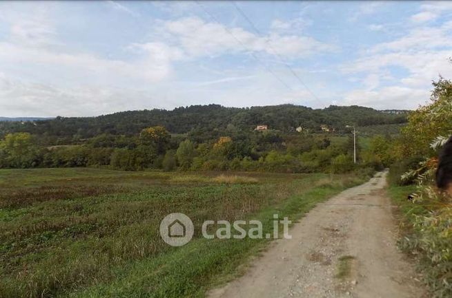 Terreno agricolo in commerciale in Via del Molinuccio