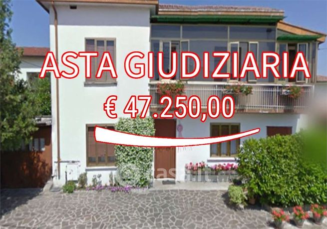 Appartamento in residenziale in Via U. Cecconi 3