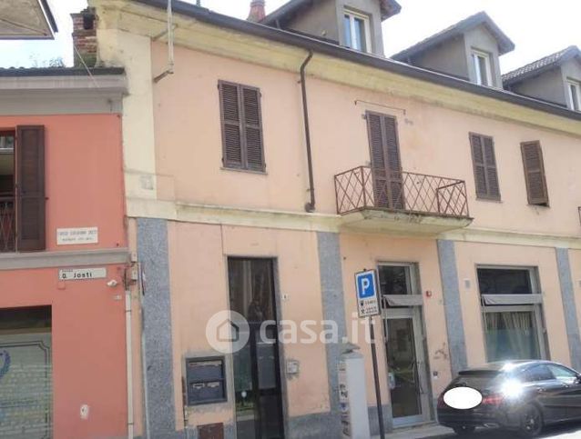 Casa indipendente in residenziale in Piazza Carlo Alberto