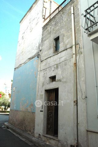 Casa indipendente in residenziale in Via Castromediano 33