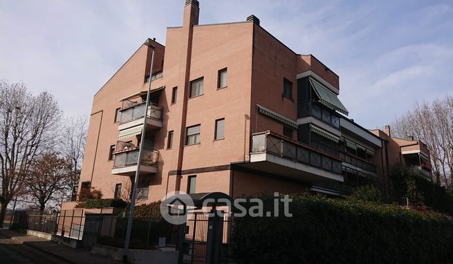 Box/posto auto in residenziale in Via Marconi 18