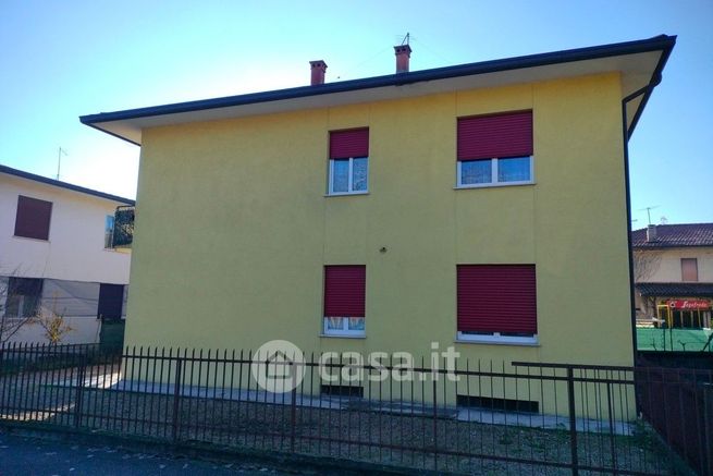 Appartamento in residenziale in Via Padre Leopoldo 39