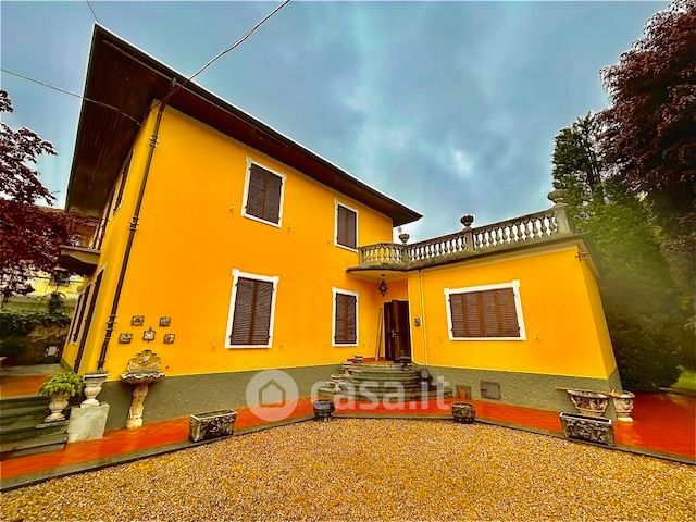 Villa in residenziale in Via Roma 99