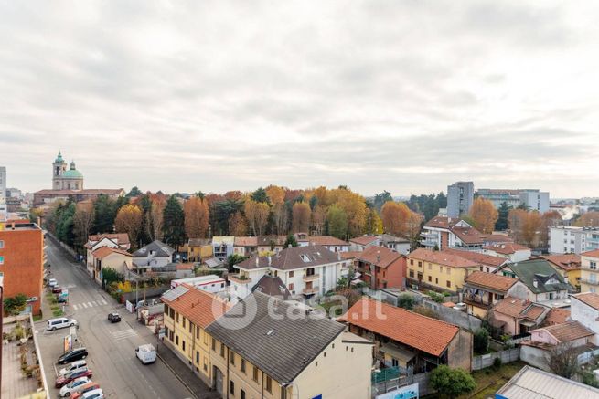 Appartamento in residenziale in Via Lainate 62