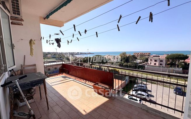 Appartamento in residenziale in Viale Guido Baccelli