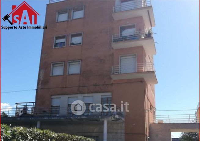 Appartamento in residenziale in Via Emanuele Filibert Duca D'Aosta 22
