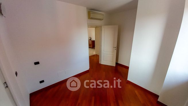 Appartamento in residenziale in Via Fratelli Zoia 216