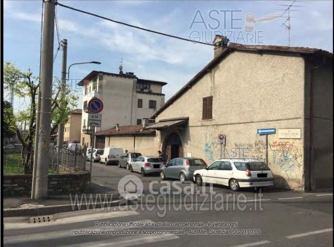 Appartamento in residenziale in Via Fortunato Canevali