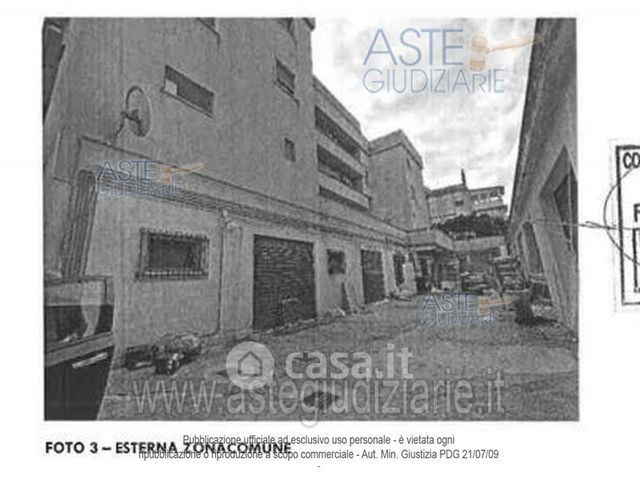 Box/posto auto in residenziale in Via Nettunense