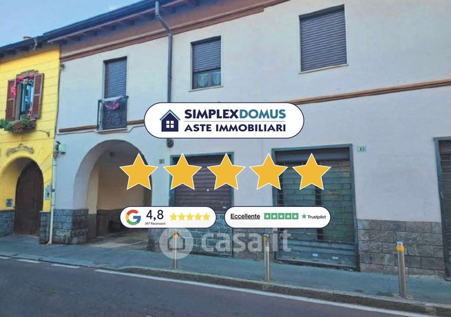 Appartamento in residenziale in Via Monsignor Paleari