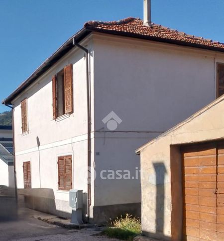 Casa indipendente in residenziale in Via Monte Salviano 10