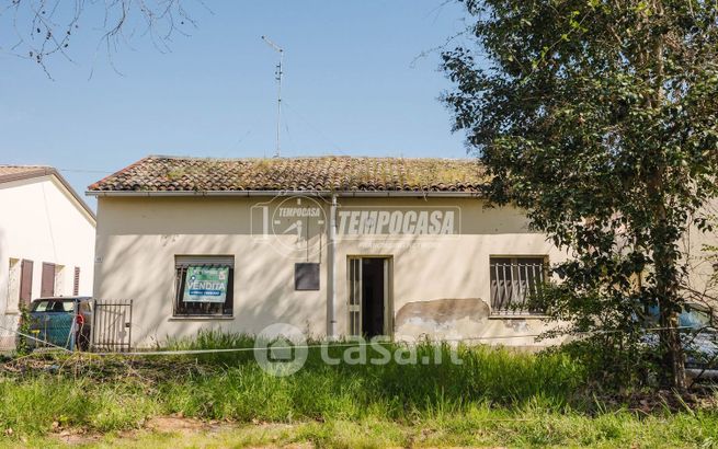 Casa indipendente in residenziale in Via Castiglione 83