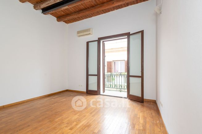 Appartamento in residenziale in Via della Vetriera