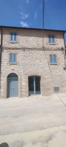 Villetta a schiera in residenziale in