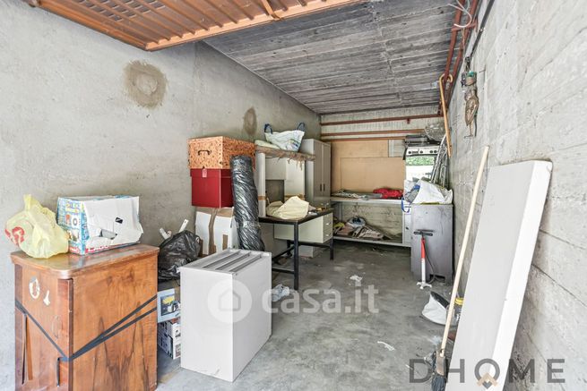 Box/posto auto in residenziale in Via Ferdinando Magellano 2