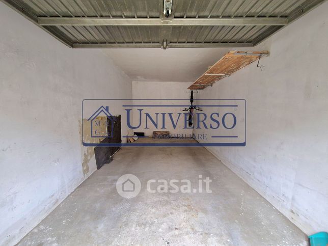 Garage/posto auto in residenziale in Vicolo Case Ferrovieri 3