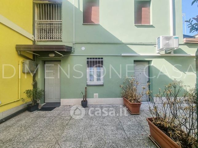 Appartamento in residenziale in Via G. Amendola