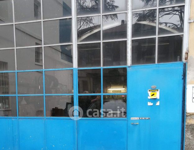 Capannone in commerciale in Strada Alessandria 30
