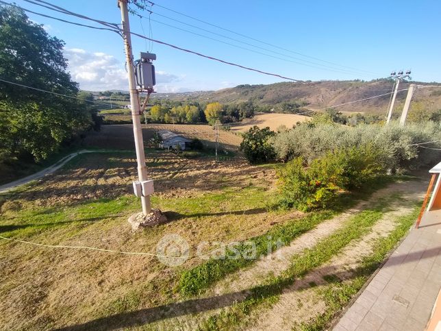 Terreno agricolo in commerciale in Contrada Saletto 20