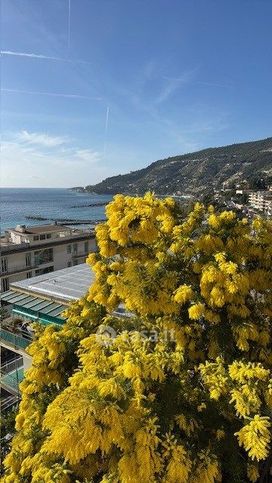 Capannone in commerciale in Via Roma