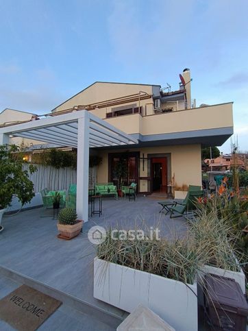 Villetta a schiera in residenziale in Via Mare Mediterraneo