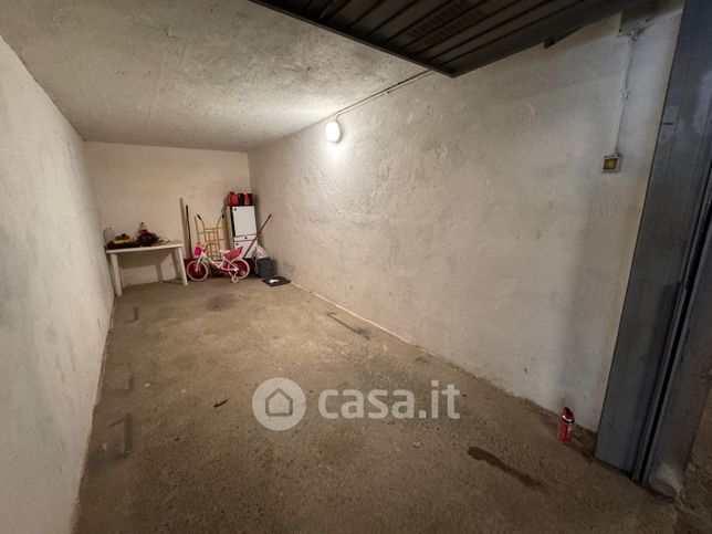 Box/posto auto in residenziale in Via Forte San Michele 18