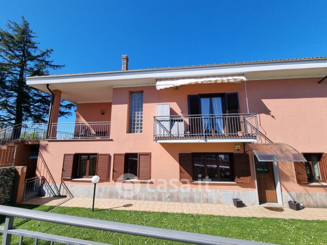 Appartamento in residenziale in Via Cambiano 70