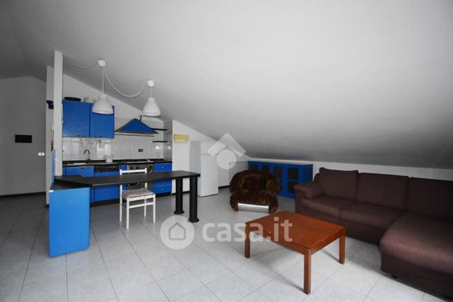 Appartamento in residenziale in Via Crea 11