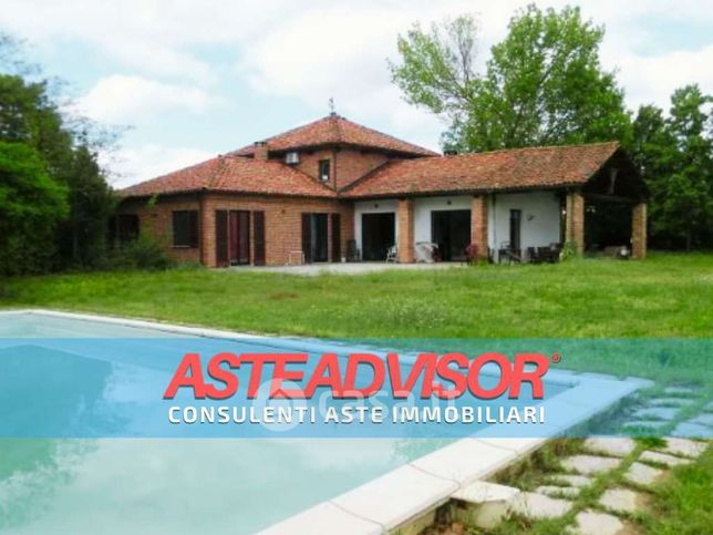 Villa in residenziale in Frazione Casabianca 103