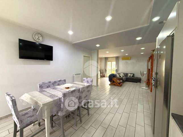 Appartamento in residenziale in Via Alessandro Volta 18